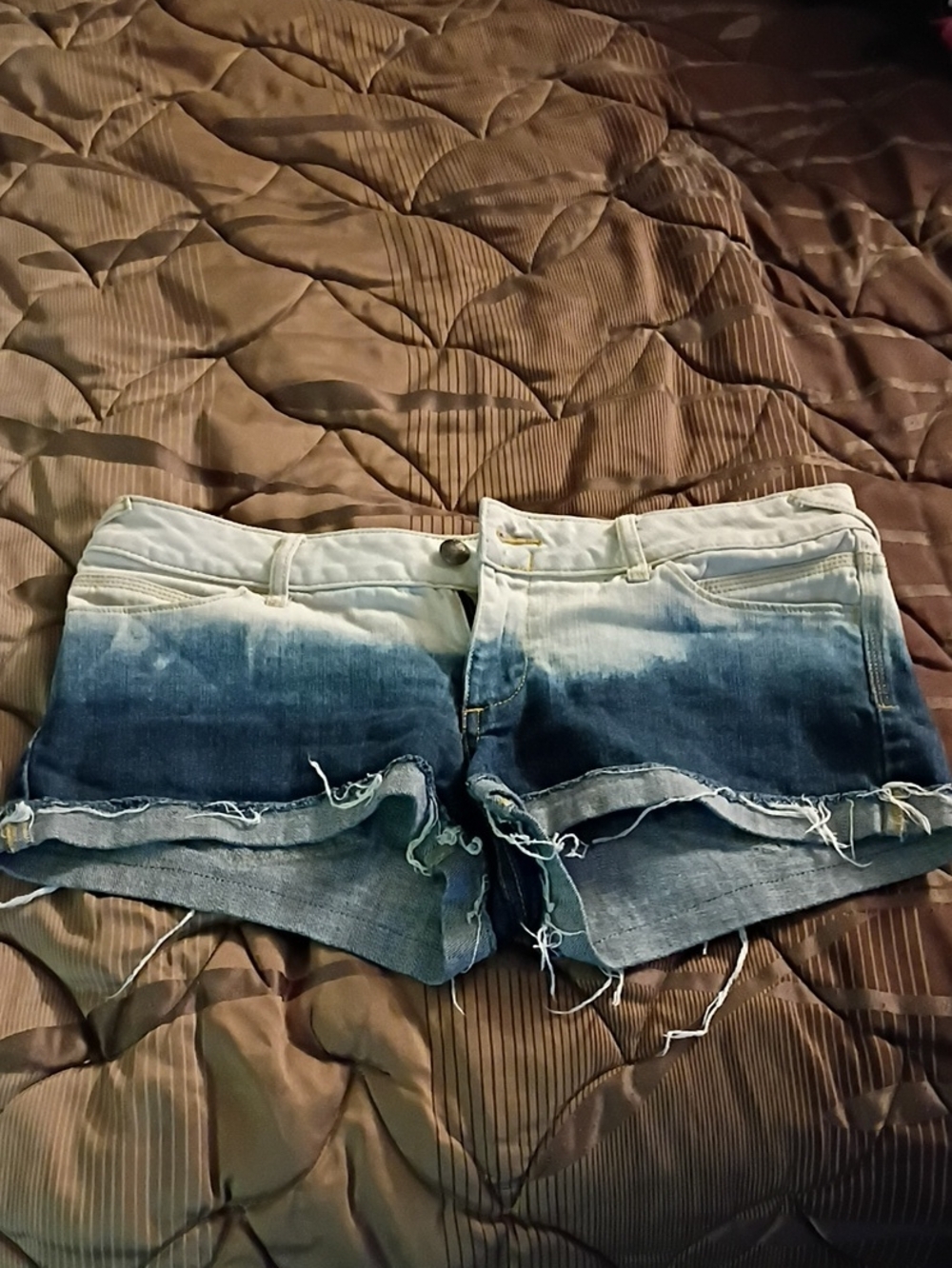 Ombre Frayed Denim Cutoff Shorts - Blue